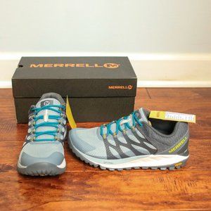 NEW-- Comfy, lightweight, running, hiking,